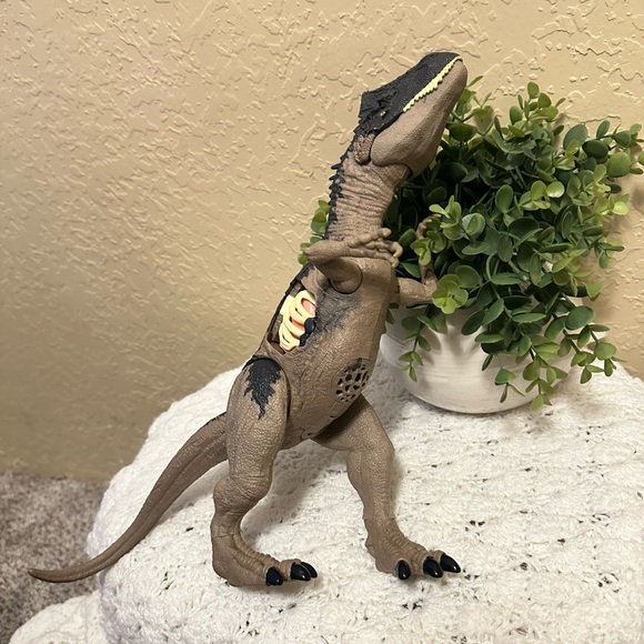 Jurassic World Dominion Extreme Damage Roarin' Allosaurus HFK06 Dinosaur Mattel - Picture 12 of 14
